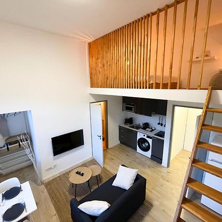 Loft Maniny By Urban Apartments Praga Zewnętrze zdjęcie