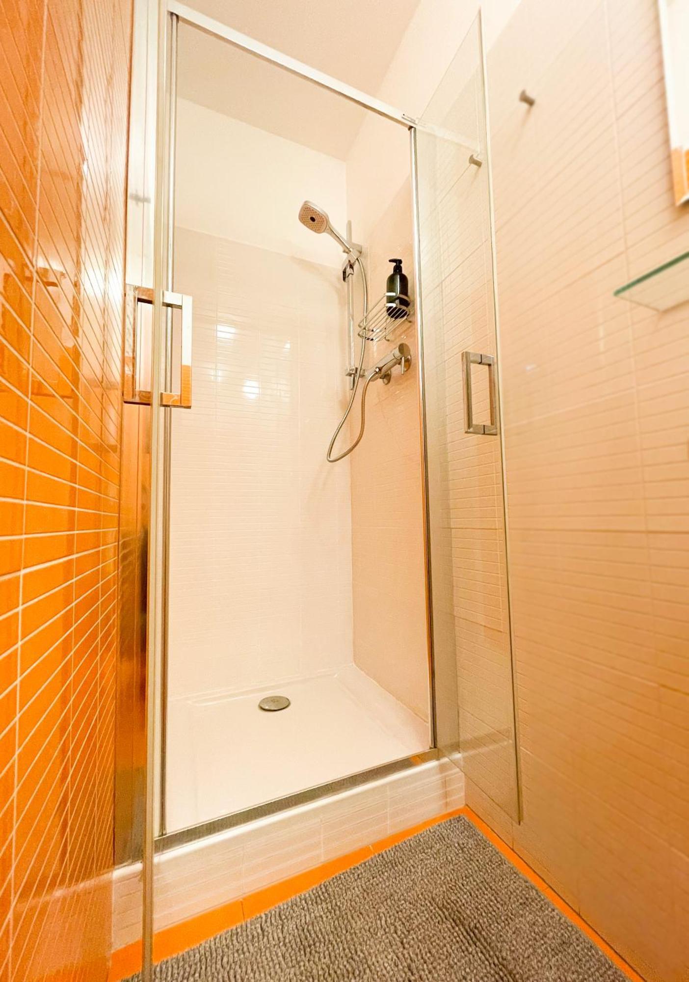 Loft Maniny By Urban Apartments Praga Zewnętrze zdjęcie